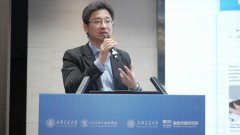 构成研究院统筹、手艺平台和产物公司协同的创 